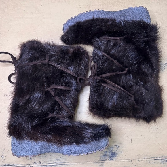 Oscar Fur Brown Boots - Picture 3 of 5